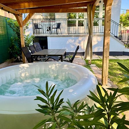 Sparkling Time Apartman Villa Hajduszoboszlo Luaran gambar