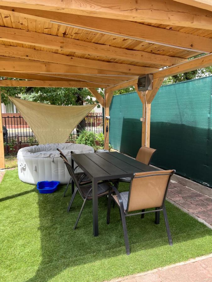 Sparkling Time Apartman Villa Hajduszoboszlo Luaran gambar